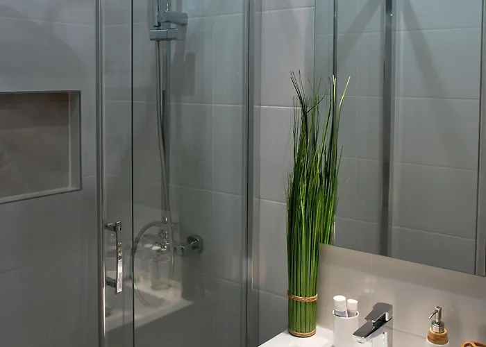 - Przy Rynku Self Check In 24h Od 14 00 *